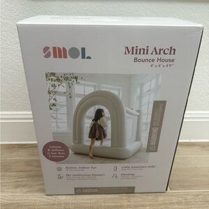 Smol Mini Arch Bounce House White BNIB